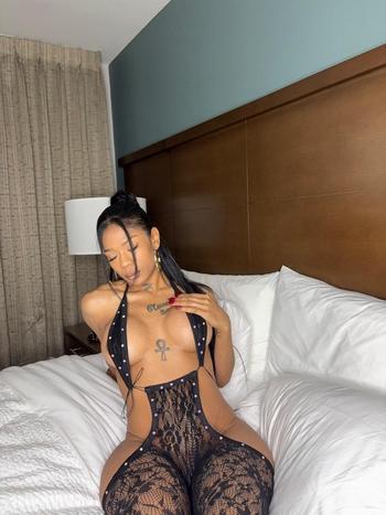 Noor , 25  female escort, San Gabriel Valley
